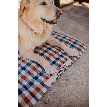 Waterproof Outdoors Chill Pad - The Lesh Project